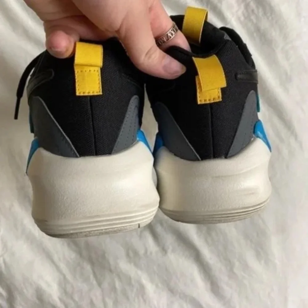REEBOK Aztrek Double Nu Pops Shoes